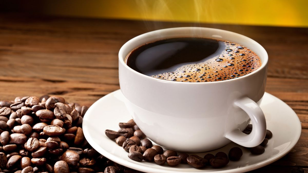 Giá cà phê lao dốc do nhiều yếu tố thị trường bất lợi