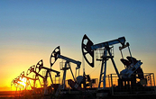 Giá dầu duy trì đà tăng, kim loại quý sụt giảm