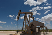 Những bất ổn trên thị trường dầu đang tác động mạnh tới kinh tế thế giới