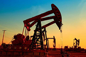 Dòng tiền đầu tư tăng mạnh trên thị trường năng lượng, giá dầu phục hồi