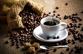 Động lượng giảm vẫn còn, giá cà phê khả năng cao sẽ tiếp tục biến động trong phiên hôm nay