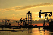 Giá dầu có thể giảm do nền kinh tế Trung Quốc chậm hồi phục