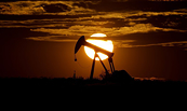 Kỳ vọng giá xăng dầu ổn định trong quý III