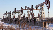 Giá dầu có thể biến động giằng co chờ đợi thêm thông tin cơ bản