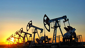 Giá dầu có thể giảm do áp lực chốt lời cuối tuần