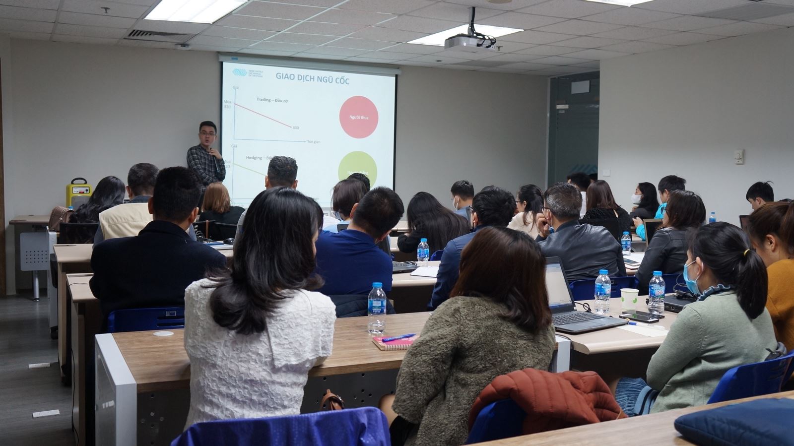 Sở Giao dịch Hàng hoá Việt Nam tổ chức đào tạo cho một số Thành viên kinh doanh mới
