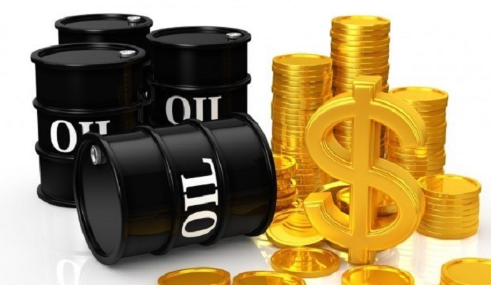 Giá dầu dao động nhẹ, thị trường chờ đợi báo cáo tối nay
